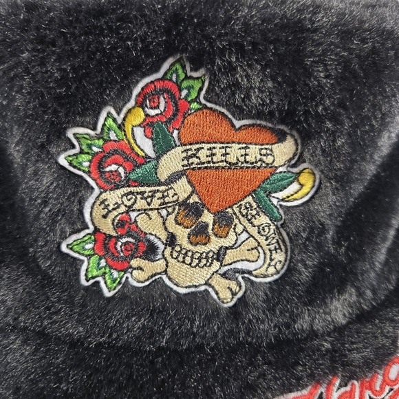 NWT ED HARDY TATTOO LOVE KILLS SLOWLY WOMENS FAUX FUR BUCKET HAT BLACK OS - Picture 2 of 10